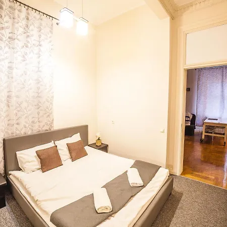 Dzirnavu 2-bedroom Center *