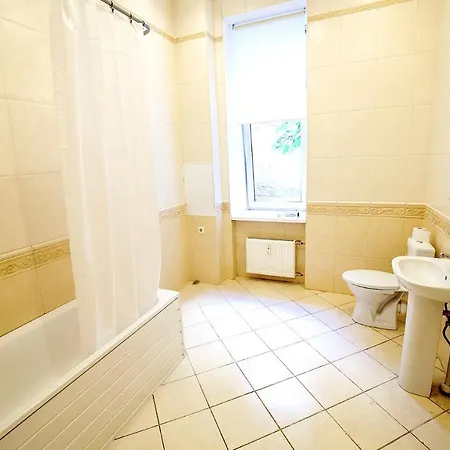 Dzirnavu 2-bedroom Center Riga