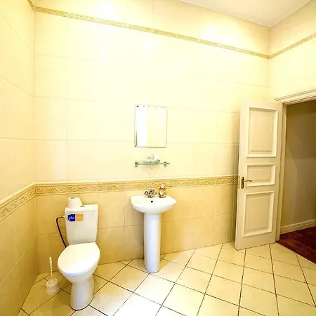Apartment Dzirnavu 2-bedroom Center Riga